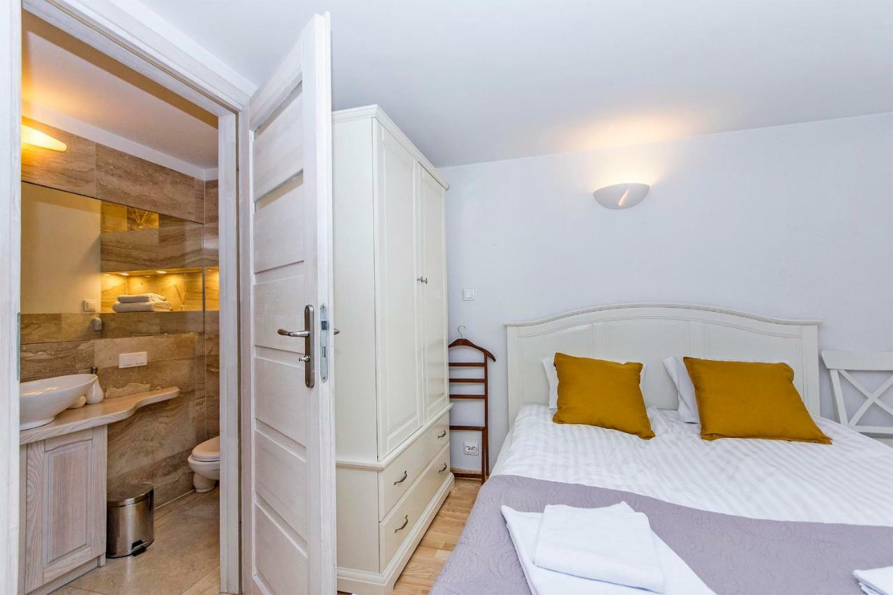 Carlo Rentyear Apartments Sopot Bagian luar foto